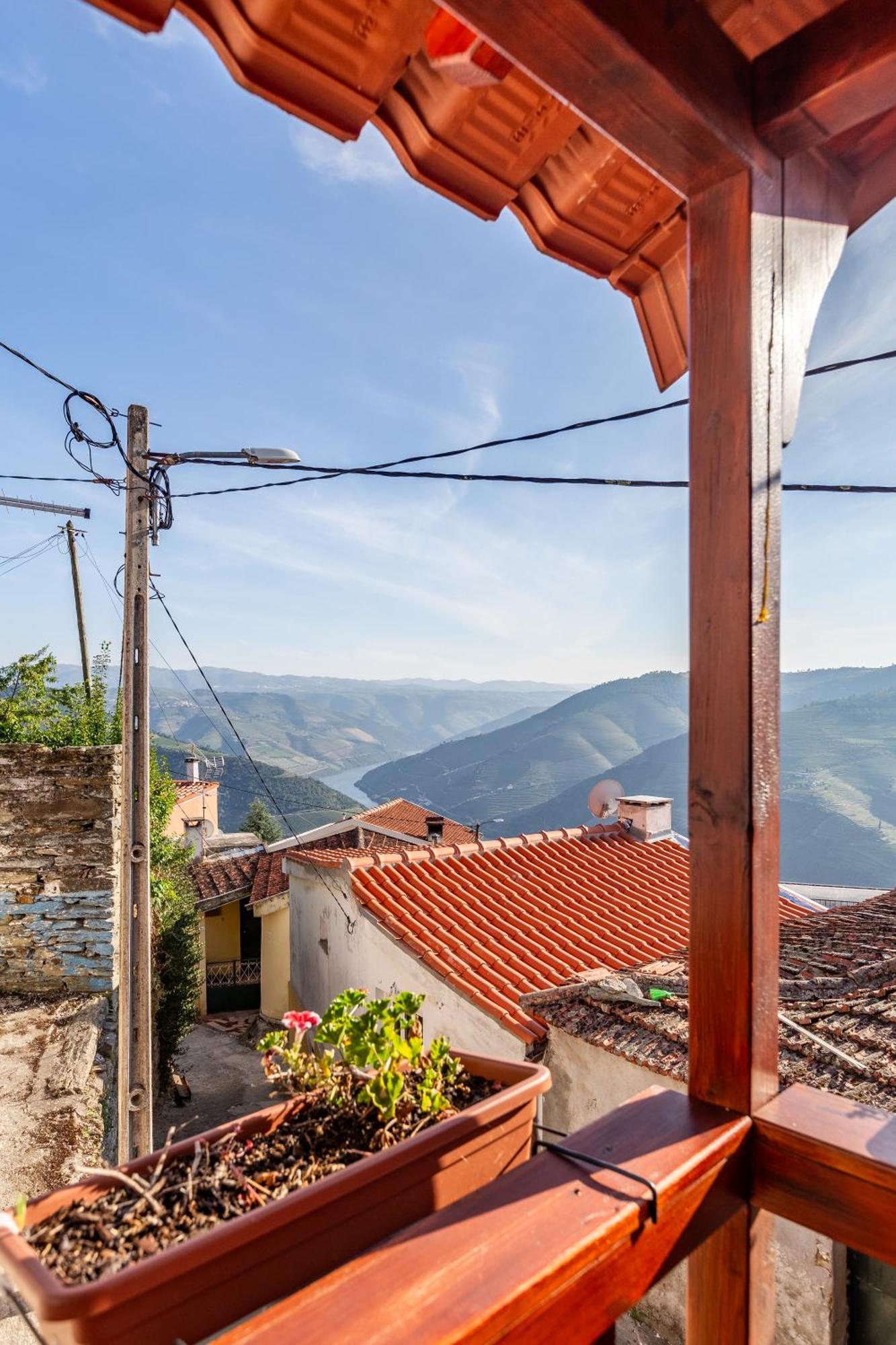 Casal de Loivos Casa Do Jornaleiro - Douro - Quinta Da Cabridaヴィラ エクステリア 写真